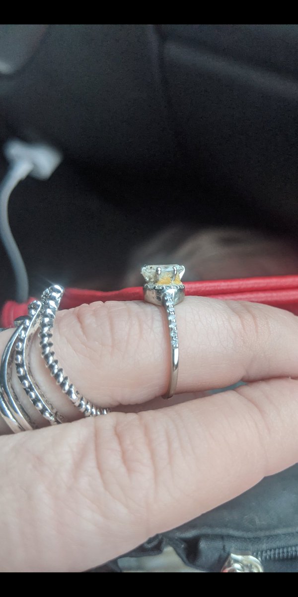 BusinessLiz's tweet photo. Some people: "I take off my wedding ring in public so I can cheat on my spouse." 

Me: "I took off my wedding ring in public because I realized it was full of melted cheese." https://t.co/ymJG4SM0qg