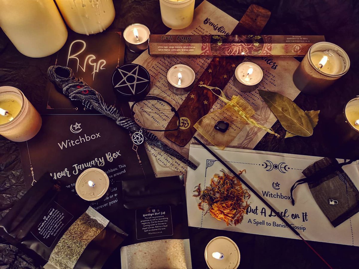 witchboxuk's tweet photo. Witchcraft monthly subscription! Subscribe and enjoy magickal items including altar tools, spell kits, crystals, and more! Each box contains Witchbox exclusives, items made by or designed by Witchbox and cannot be found anywhere else. #WitchCraft 
https://t.co/osRBGiVKzI https://t.co/hGOR17hGtQ