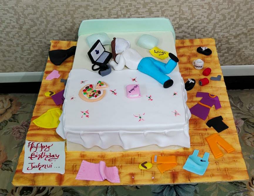priyallpoodar's tweet image. Birthday cake...because it's my daughter's birthday..#15birthday
