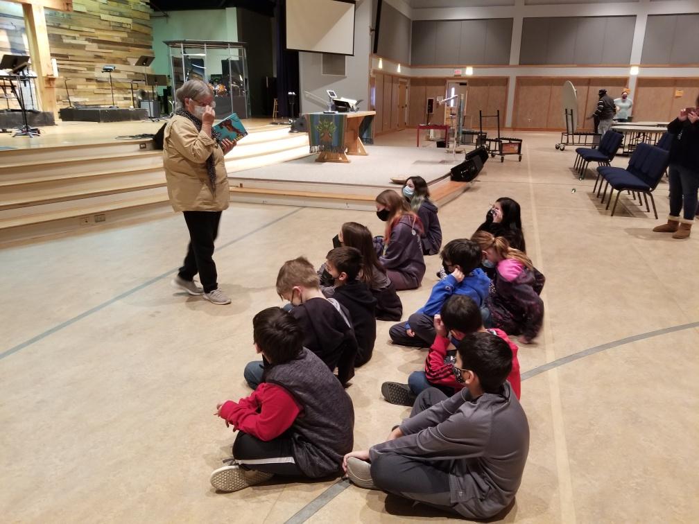 Gators Helping Out #WJG2022 Yesterday students from WJG went to Garber United Methodist to help pack Back Pack Blesing food bags for students in Craven, Pamlico, and Jones County.  Students helping Students - Proud of our Gators!!!🐊❤️🐊❤️🐊