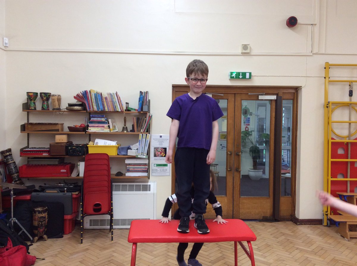 Ramseyspinning's tweet photo. Palm Class are enjoying gymnastics today ๐๐คธโโ๏ธ๐ฅ They are having a great time learning different jumps! @ElliotFndtn #PE #gymnastics #tuckjump #starjump https://t.co/aKYLjFqb3R