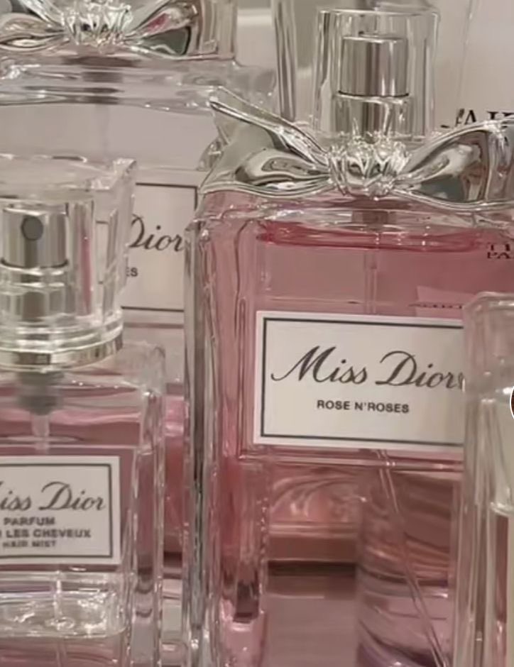 jadoreitgirl's tweet photo. Dior beauty products are so elite https://t.co/yI2d1khIF9