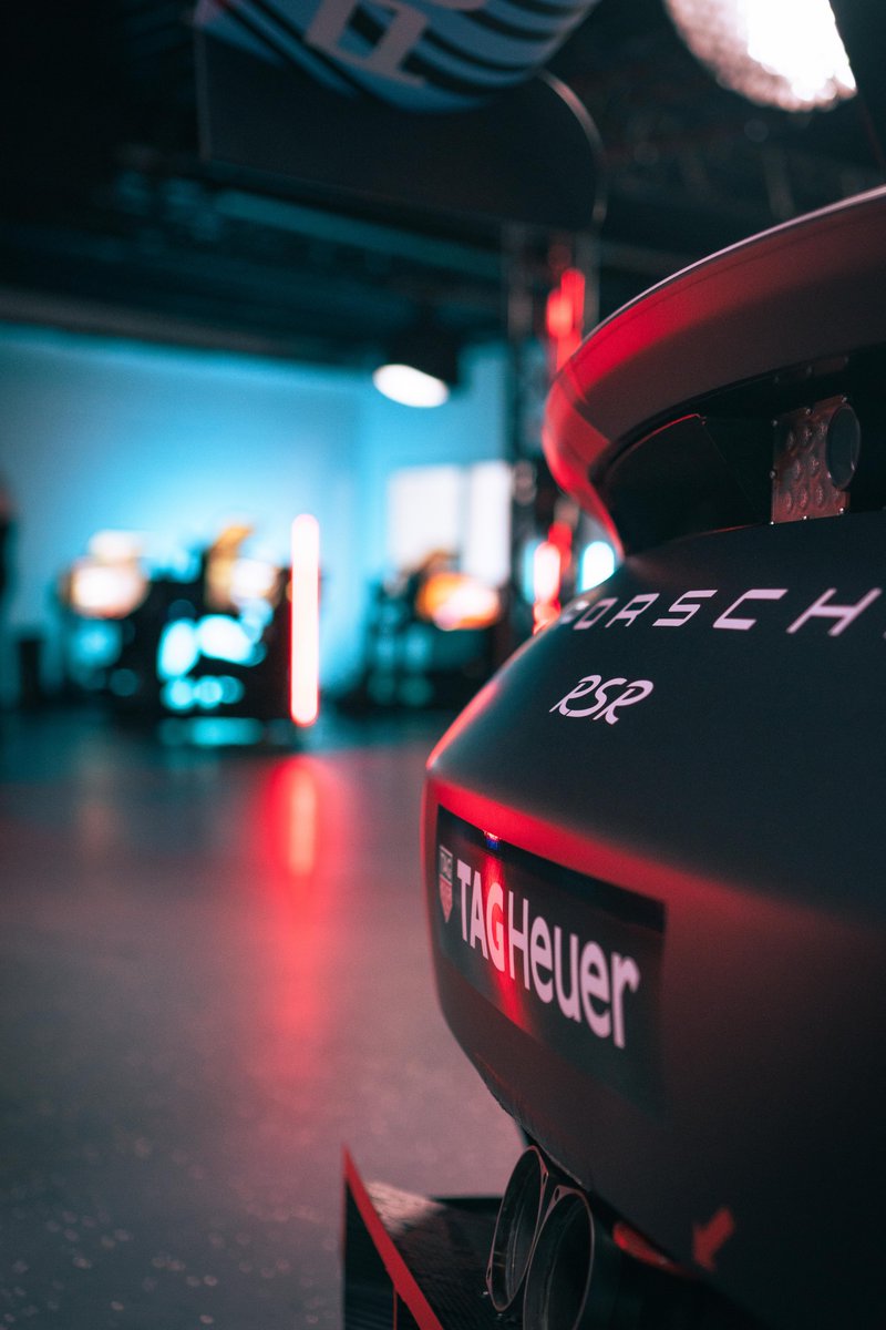MariusGolombeck's tweet photo. Almost 100h have passed since the checkered flag of the 24h of #LeMansVirtual was flown, ending the season highlight of the @LeMansVirtual Series. After a stunning chase twice 'round the clock we are proud to have finished in second place with Car 91.
#NeverNotRacingReloaded https://t.co/i1sybeIQ2u