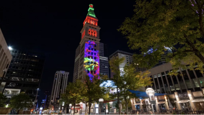 Visual_Displays's tweet image. Projection Mapping Transforms the Clocktower in the Mile High City > bit.ly/3tUL8c3 🕰️⚡
#ProjectionMapping #ProjectionTechnology #AVtechnology