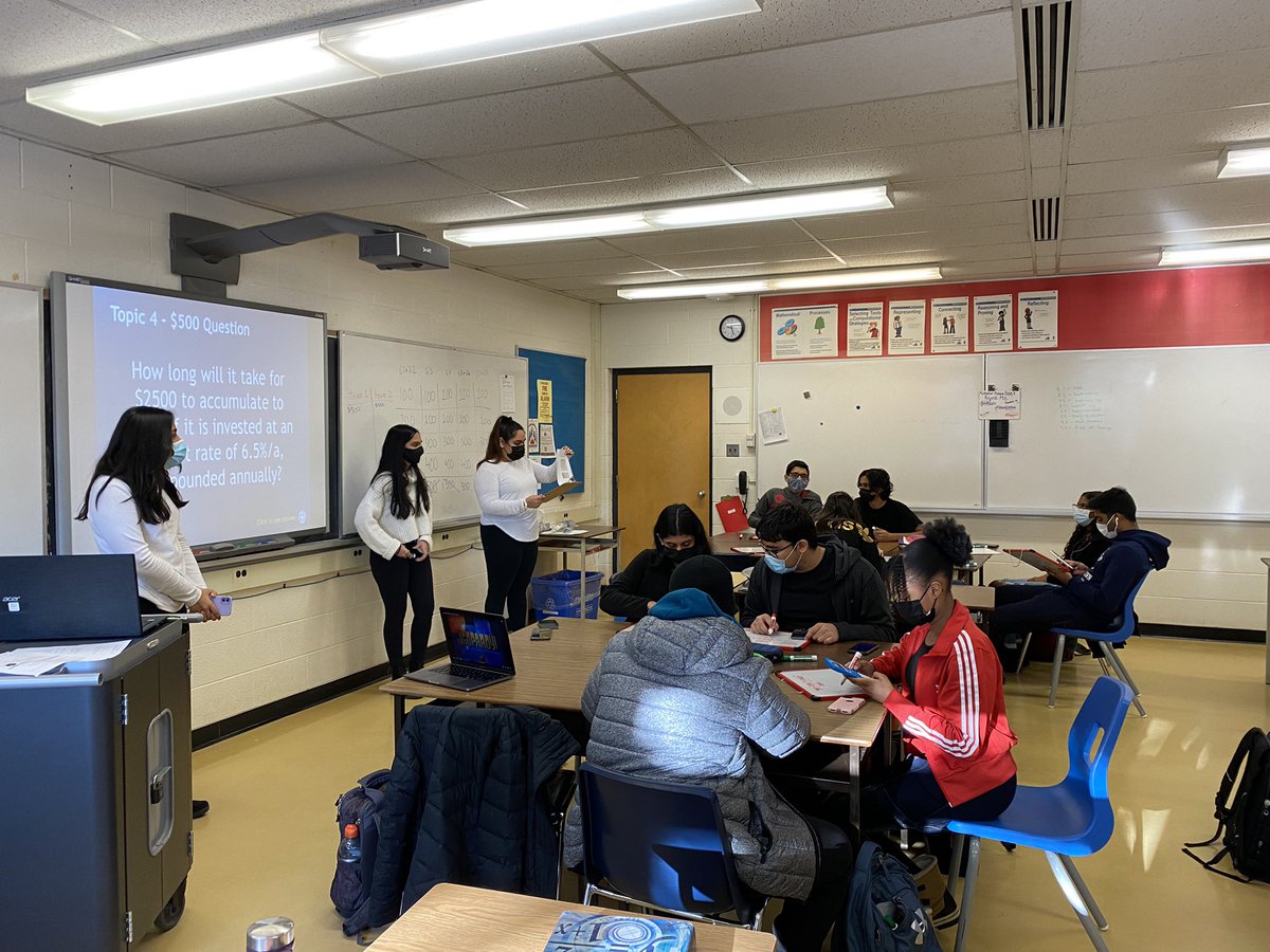 kholtomatnp's tweet photo. Intense game of jeopardy in MHF4U today!  Student led review of Log and Exp Fncts! Online and in person!  @NorthParkSSca https://t.co/GmwHgrrwaz