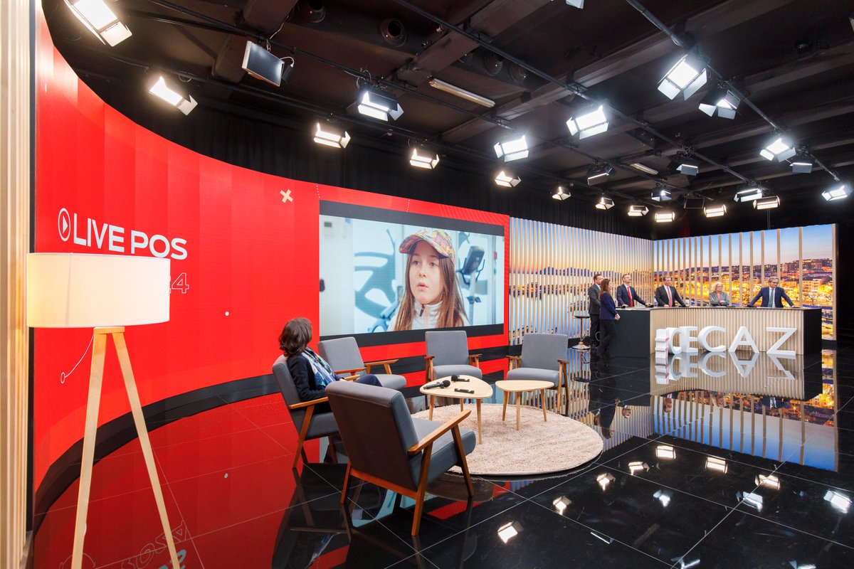 CannesPalais's tweet photo. 🔴 Aujourd'hui au Palais des Festivals et des Congrès de #Cannes, le live de la Caisse d'Epargne Côte d'Azur, qui a réuni - en digital - ses collaborateurs et administrateurs au Hi5 studio ! #CECAZ https://t.co/65u0TmEWYT