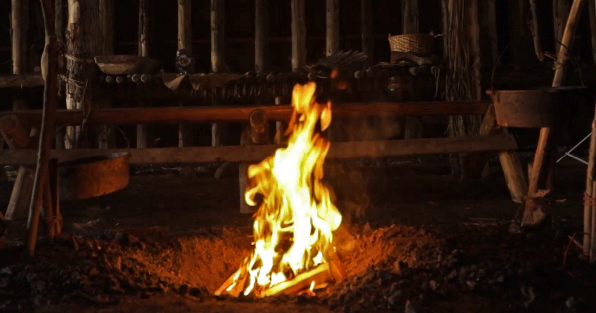 During the winter months, longhouses were the central location for gathering. Here people would tell stories, socialize, conduct sacred stories, and generally spend time together. 

osttclonghouse.com
