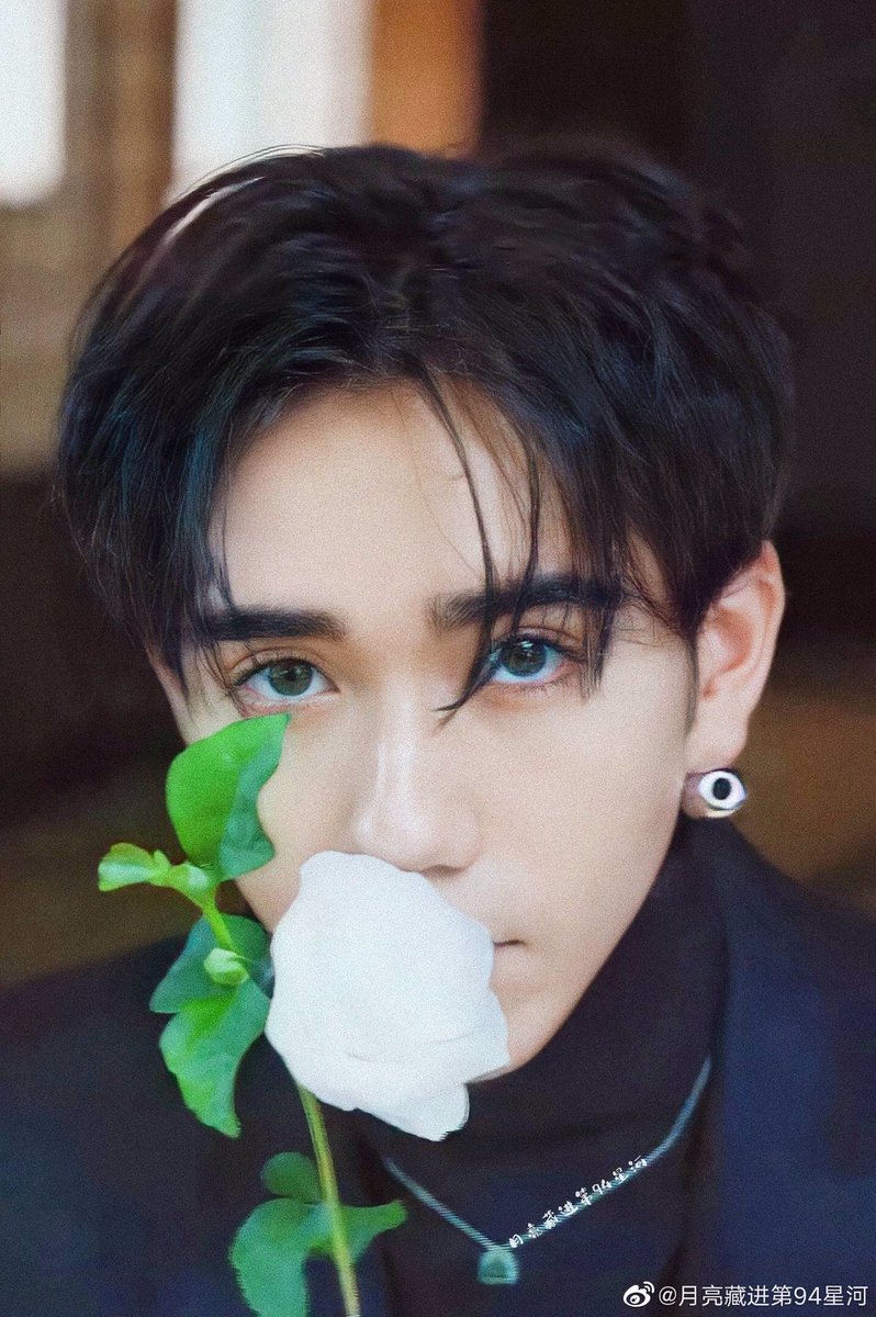 eversinceaoyama's tweet photo. #KazFirstSoloConcert
CODE LOVE ONLINE LIVE
When i listen to ur voice everything's alright, i close my eyes and feel like i'm in a paradise
#KazumaMitchell #ONLYKazVn https://t.co/b41tRJyGIz