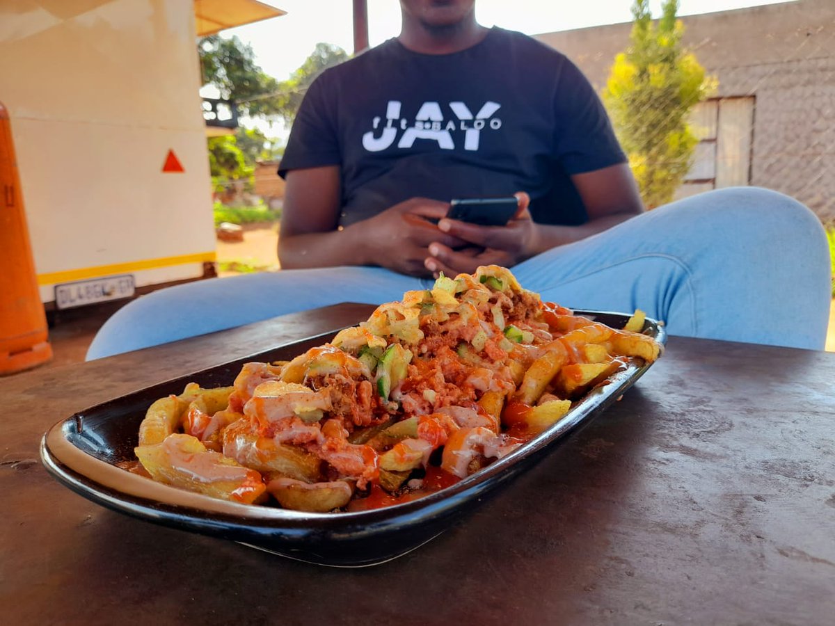 OMagaoga's tweet photo. Skeem corner ❤️🖤 0764087962 place your order here.... Facebook "original chefskeem" Instagram *skeem corner....... I love you https://t.co/hgNxZApzZX