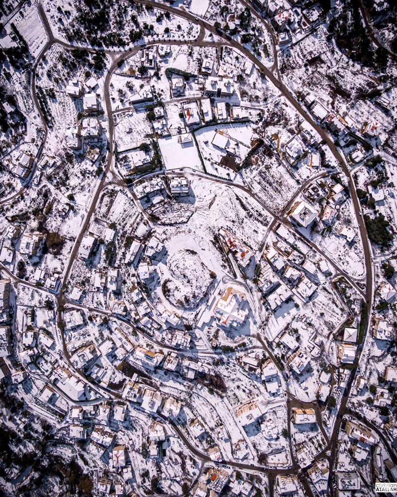 Christianatalah's tweet photo. Nucleus
#talkaboutlebanon #lebanon #kleat #snow #ูุจูุงู #ุงููููุนุงุช #ุซูุฌ #ุงูุนุงุตูุฉ_ูุจุฉ https://t.co/KOezJnPf4b
