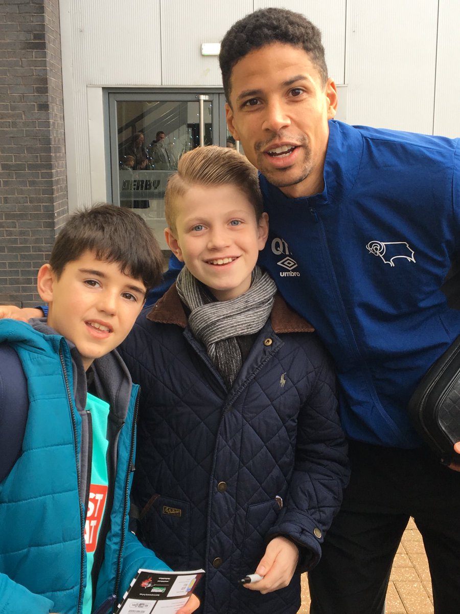 ⁦@TheCurtisDavies⁩ #savederbycounty #myderbystory #saveourclub     
The club the city the people 🥰🐏