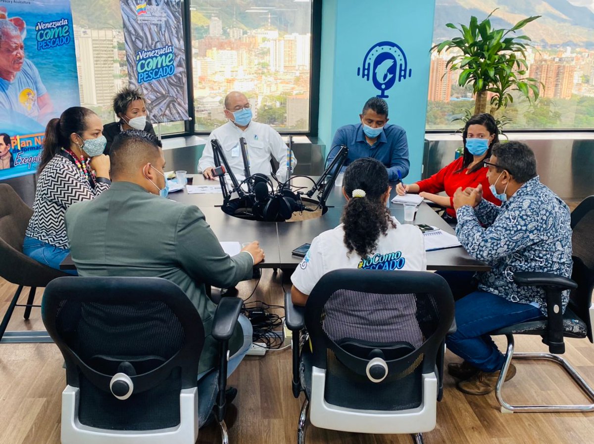 4/4 En la reunión donde estuvo el rector de la UNETI, el director general de Gestión Comunicacional del Minpesca y el asesor ministerial, se dió a conocer que Nueva Esparta, Apure, Sucre, Zulia, La Guaira, Guárico y Falcón son los estados priorizados en dicho Plan de Formación