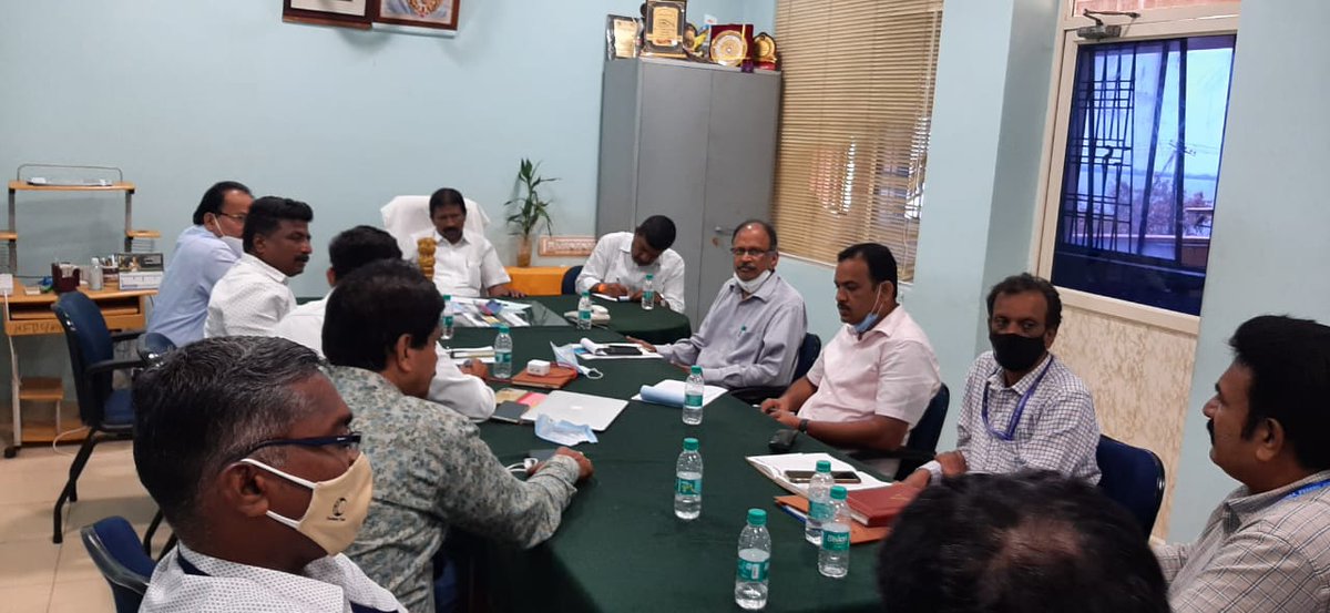 FMangaluru's tweet photo. Dean (Fisheries) &amp; Coordinators of Skill Development Center, Fishcol', M'luru attended meeting to discuss about developmental activities with the Minister of Fisheries Shri S. Angara, Director of Fisheries Shri Ramacharya, KFDC Chairman Shri Nithin Kumar &amp; other Officers.@dof_kar https://t.co/hmjzkLvDE8