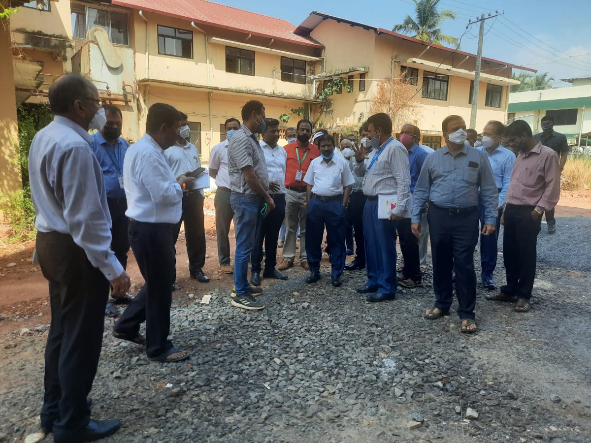 FMangaluru's tweet photo. The Minster of Fisheries Shri S. Angara made a surprise visit to Skill Development Center at Technology Wing of Fishcol', M'luru to observe progress of work taken up under Mangaluru Smart City Ltd. funded project. https://t.co/Zk1SHXaZrN