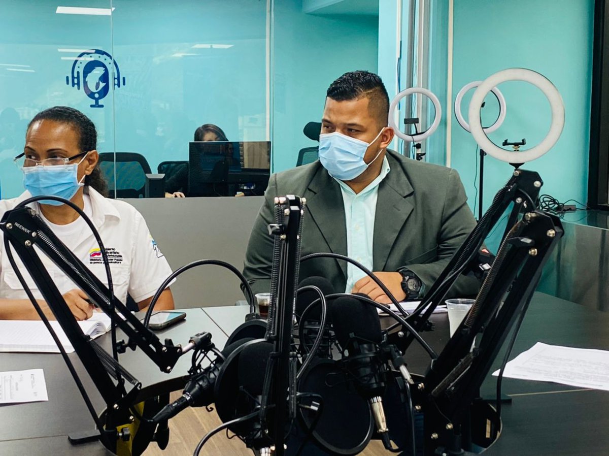 3/4 También, quedó establecido un plan de seguimiento en el cual Minpesca y ARBOL comenzarán a trabajar en conjunto para garantizar la formación académica del sector pesquero y acuícola así como también sus familiares y los trabajadores del ministerio.