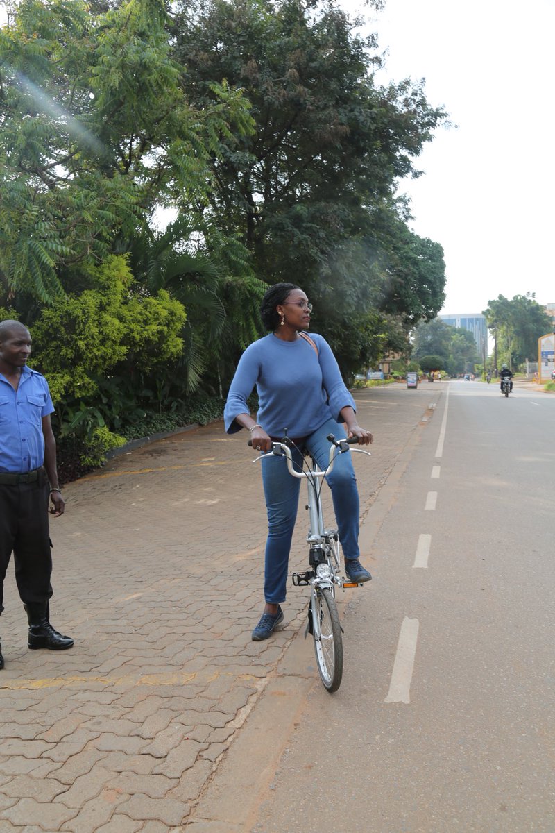 The joy of #cycling....I mean #BicycleRiding.....all you need is to plan for it...cycling isn't risky...the streets are unsafe...let's get serious with this for #CleanAir #HealthyPeople #HappierWallets #BetterQuality of public places!