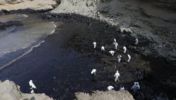 CDescentraliza's tweet photo. #URGENTE 
☑️Desde la comisión de salud ¡EXHORTAMOS! a la empresa #Repsol que resuelva de inmediato el daño ambiental que ha ocasionado por el derrame del petróleo en las playas 🌊de los distritos de Ventanilla, Ancón y Santa Rosa.
@canalN_ @PTV_Noticias @Latina_Noticias https://t.co/lOEPK4HyFQ