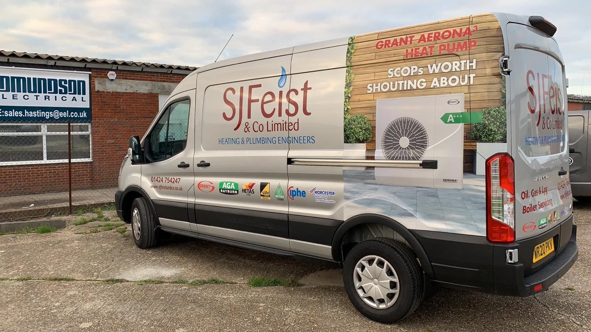 myGrantUK's tweet photo. #spotted The SJ Feist van looking pretty fiiiinne ๐
#withyouonthejourney #HeatPumps #heatpumpinstaller https://t.co/7jUs08nk26