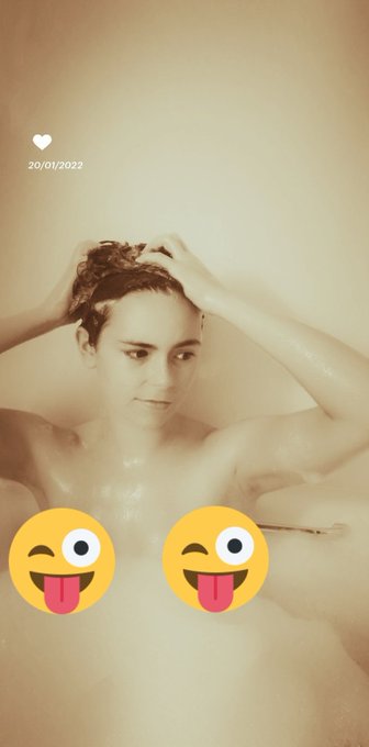 Dont miss my soapy photos! Subacribe today!  #onlyfans #onlyfansuk #SellingContent #Subscribe #subscribetoday<a href="/tag/onlyfans"class="tags">#onlyfans</a><a href="/tag/follow"class="tags"><span>#follow</span></a><a href="/tag/wet"class="tags"><span>#wet</span></a><a href="/tag/bath"class="tags"><span>#bath</span></a><a href="/tag/bubbles"class="tags"><span>#bubbles</span></a><a href="/tag/subscribe"class="tags"><span>#subscribe</span></a><a href="/tag/soapy"class="tags"><span>#soapy</span></a>