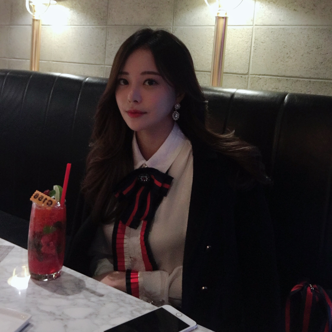 D86291509's tweet photo. 맞으면 아무도 기억하지 않고, 틀리면 숨쉬는 것조차 틀리다. https://t.co/LyfWUVW3vI