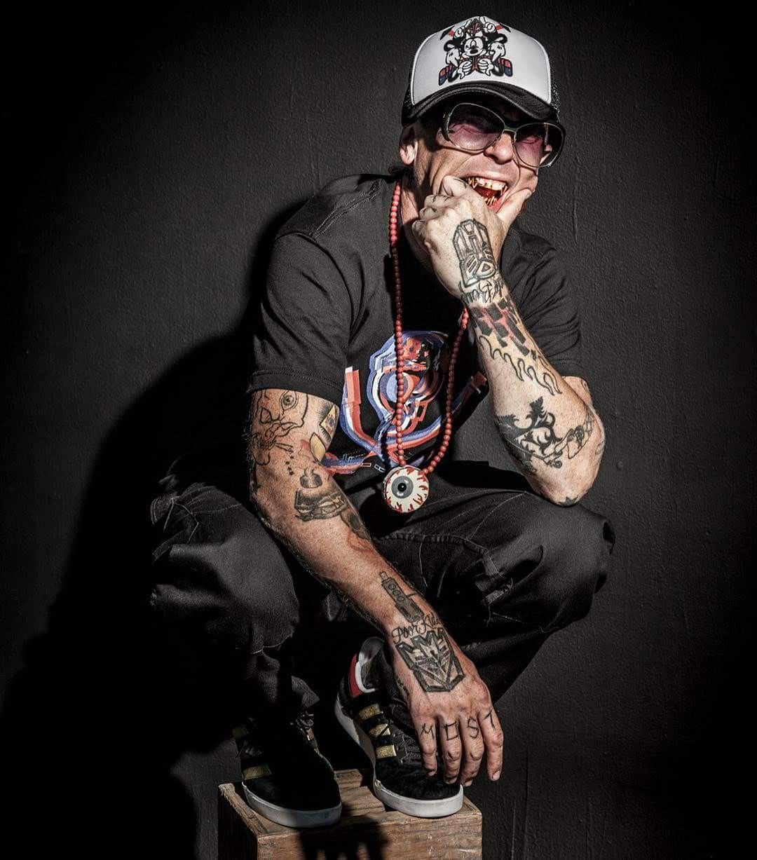 Birthday shout out to Mr. Sid Wilson of Happy Birthday !! 