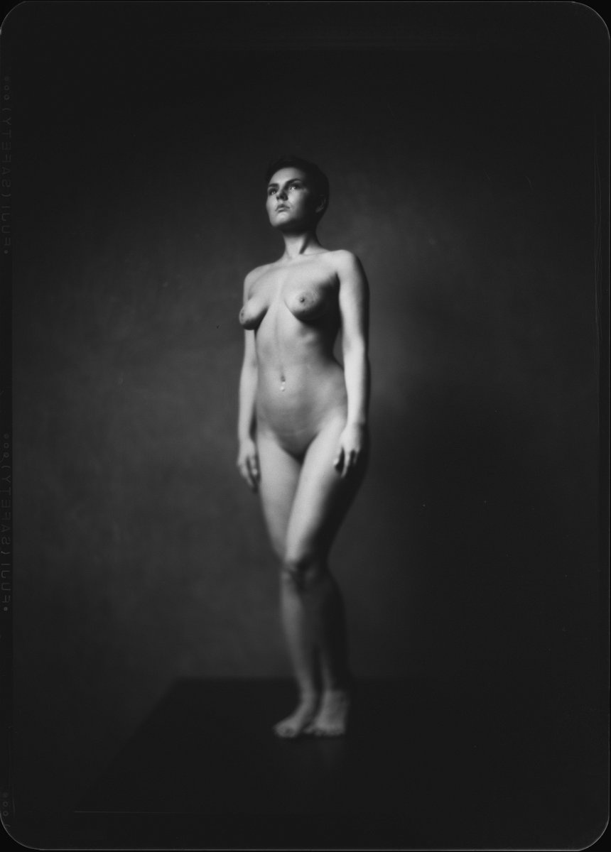 Wozaczynski's tweet photo. 'A girl on a table'
5x7" on xray Fuji film

#artphotography #blackandwhitephotography #nsfw #artnsfw https://t.co/sYuTD4fm7z