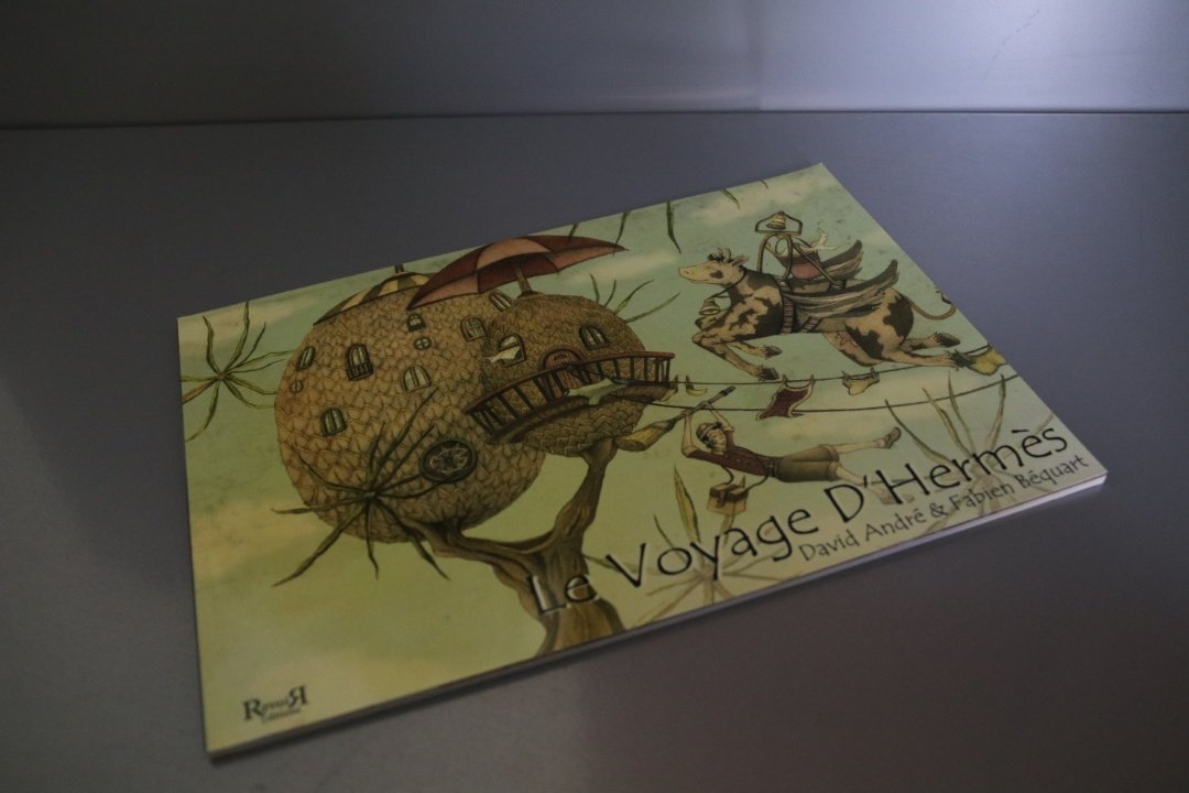 BenmiloudKarim's tweet photo. 🖋️ Au collège Marguerite Thomas (43), j'ai assisté à l'atelier d'écriture animé par David André (Le Voyage d’Hermès📙), qui aboutira à la création d’un livre par les 5e.
❄️ Puis, à la cantine, j'ai vu les élèves @unssauvergne sur le départ pour une sortie en chiens de traîneau🐕 https://t.co/4RRdlC2ijR