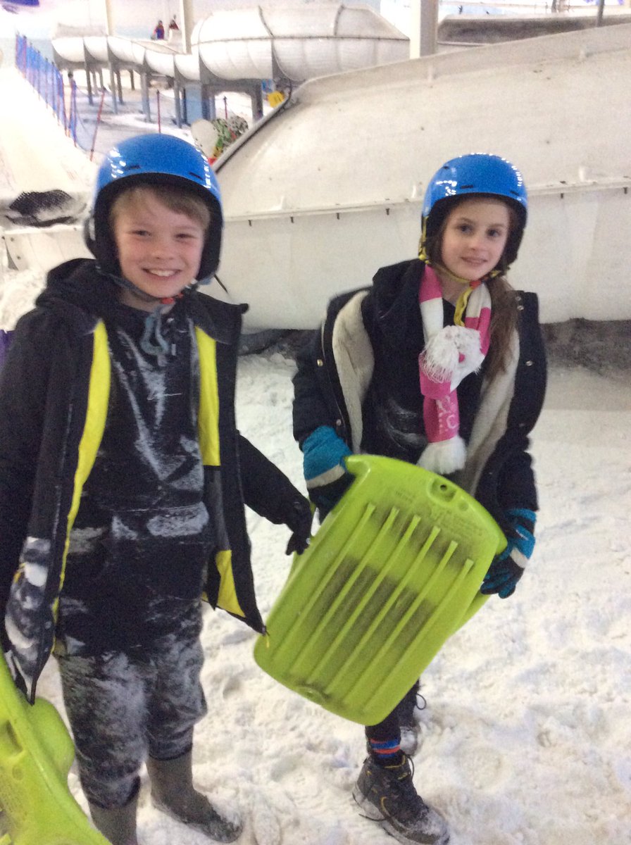St_Wilfrids_5M's tweet photo. Session 2: snow park fun ❄️ @LT_Trust https://t.co/uBUEzvPLGX
