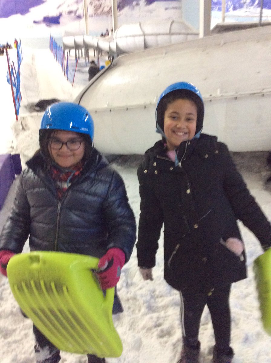 St_Wilfrids_5M's tweet photo. Session 2: snow park fun ❄️ @LT_Trust https://t.co/kTPZg27gQj