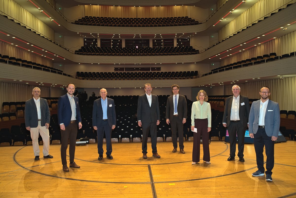 Rückblick auf die #InfraTagung 2022: Die Bilder, Vorträge und das Communiqué finden Sie ab sofort unter infra-suisse.ch/tagung.