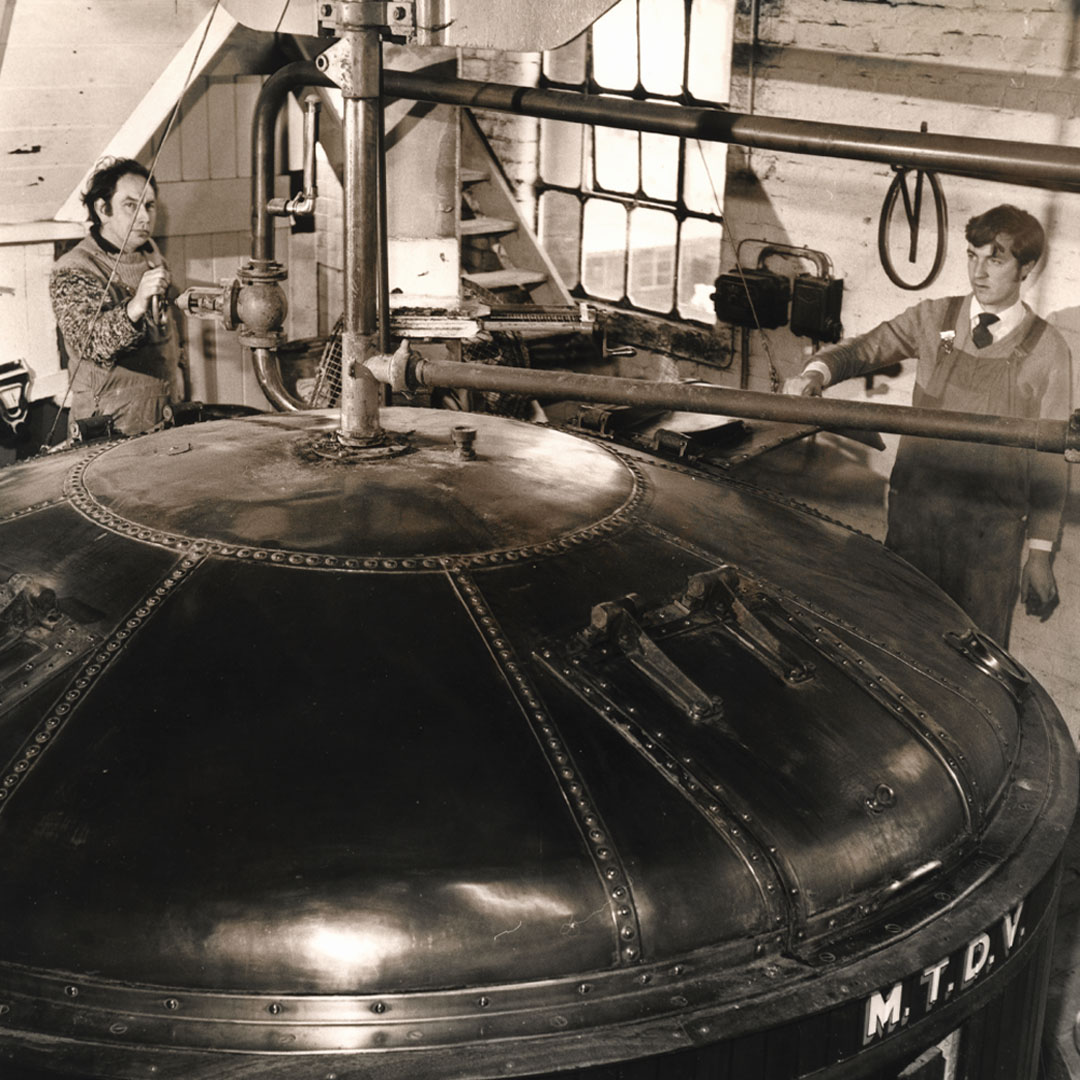 Harveys1790's tweet photo. It's been a while since we shared a #ThrowbackThursday. 🕰️
Our Harvey's archives are a real treasure trove for showcasing our #232years of brewing history! 😍🍻
Discover the full Harvey's story here: 🔽🔽🔽
https://t.co/31wSYAmYe2
#ttt #mashtun #harveyshistory https://t.co/ga2KkSwT0Q