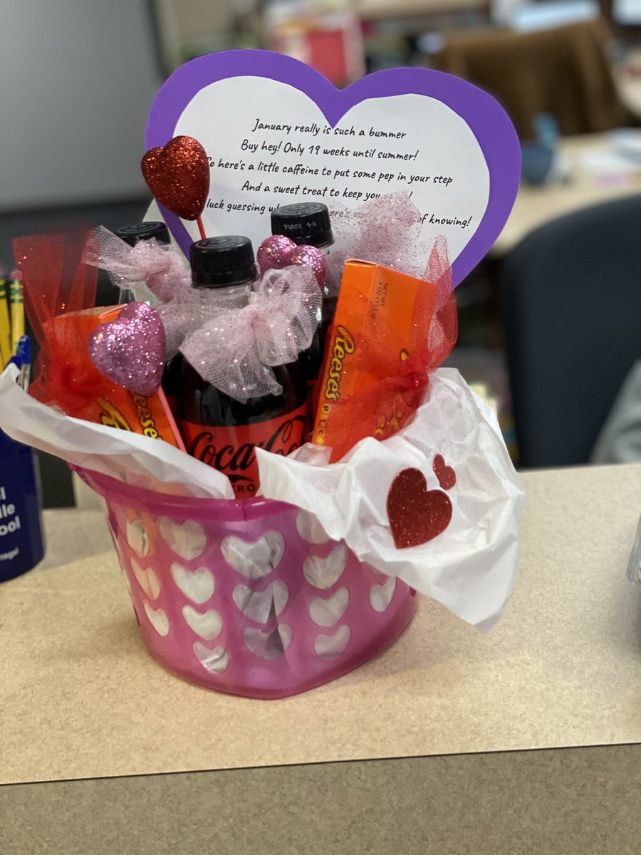 Alison Oprea tweet media