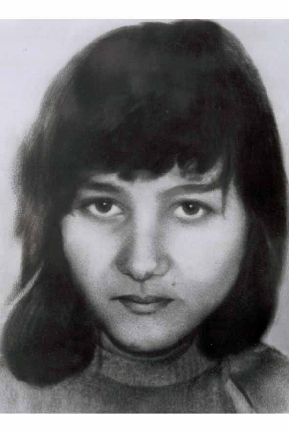 Larisa Mammadova - Black January martyr and #school student. She is one of the young #martyrs of the January 20 tragedy. #20January #BlackJanuary #Azerbaijan #ireli2022
