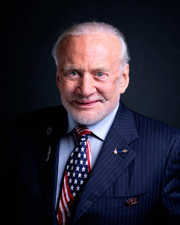 TheMarsSociety's tweet photo. Let's all wish Dr. Buzz Aldrin a happy 92nd birthday! 
@TheRealBuzz #spaceexploration #apollo11 @NASA https://t.co/okLNbDaEMt