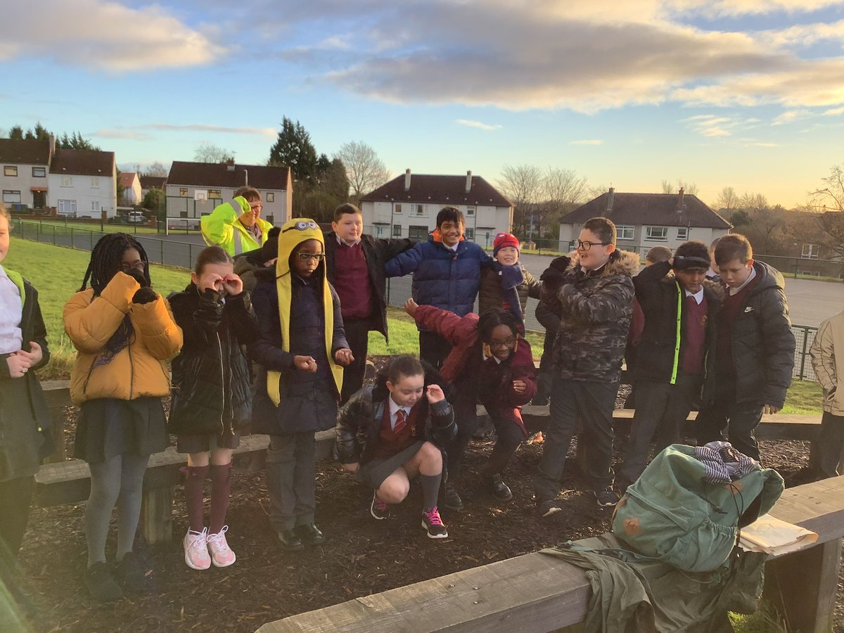 maguire_mark's tweet photo. @MarthaPrimary P6/5 enthusiastic for starting their outdoor eco-drama work. @GlasgowCREATE https://t.co/27vLBnwWpt