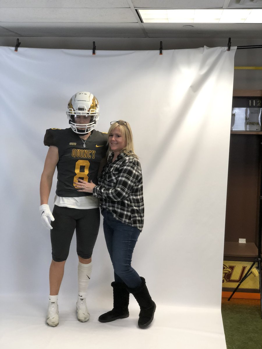 mmorgan784's tweet photo. Thank you to @Coach_Ladd @GaryBassQU and @QUFootball for the visit @CoachKunz59 @BengalFB @EDGYTIM @DeepDishFB https://t.co/APtjbgYMu4