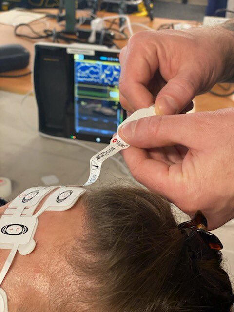 Chris Naples tweet media