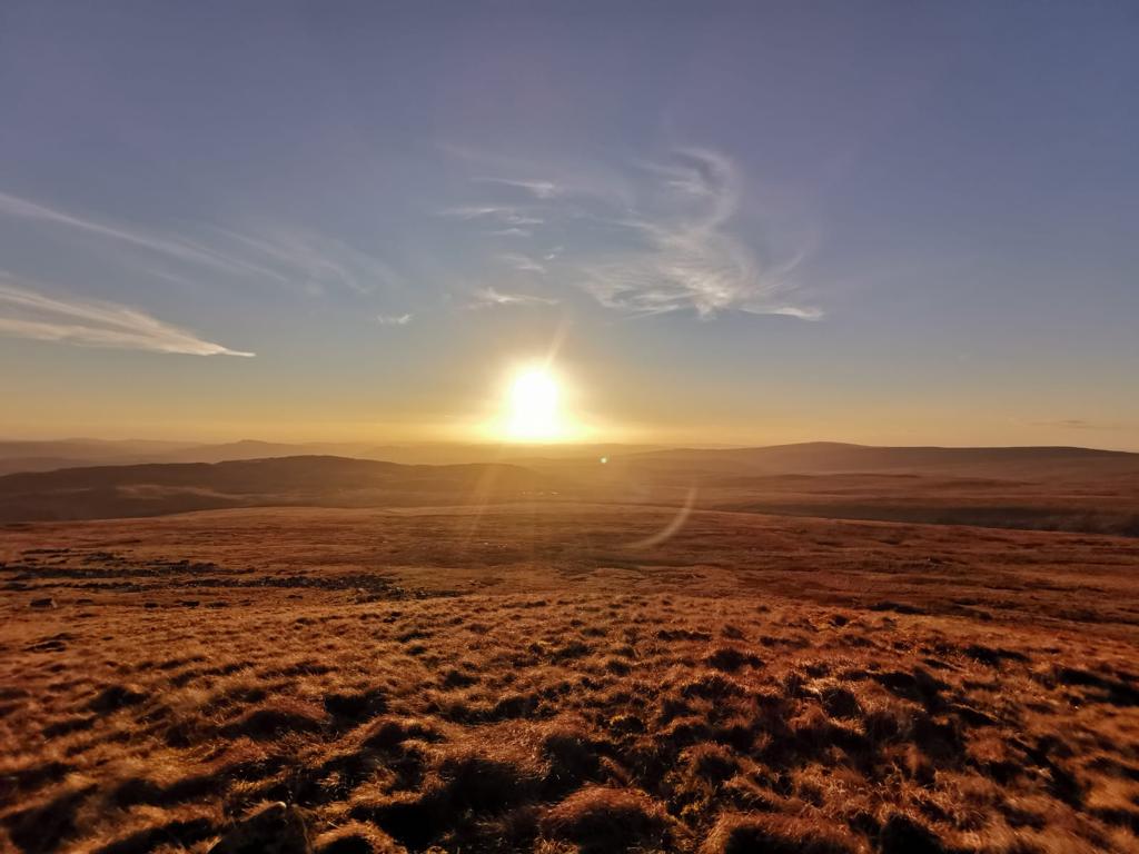 bemdv's tweet photo. When you take a day off work to promote walking in the outdoors to go walking outdoors, you know you work for @RamblersCymru @RamblersGB #WeAreRamblers #NiYwRamblers #WalkYourWay #ArFyLlwybr https://t.co/j0keCXKMHV