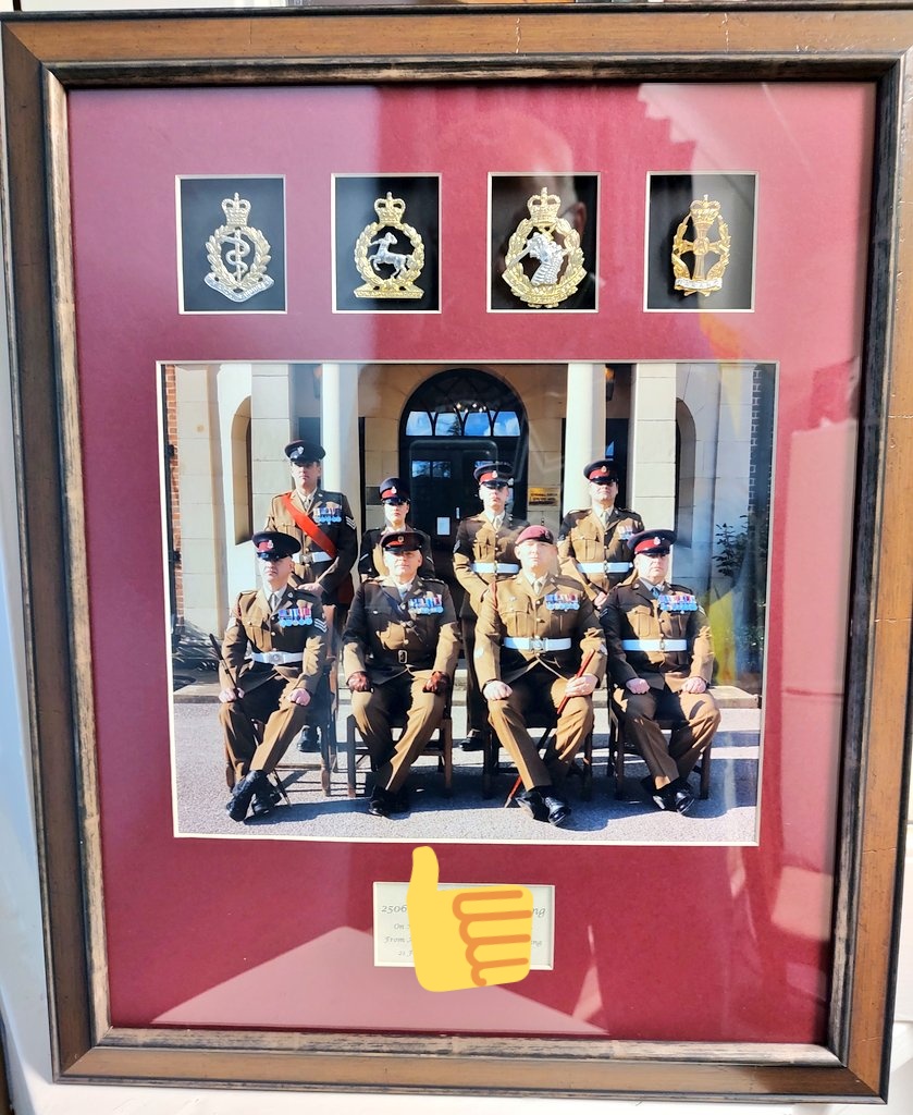 FramingLegacy's tweet photo. Getting through some orders today. A #LastingLegacy to commemorate completion of @BritishArmy #ColourService @ArmyMedServices #SmallBusiness #Framing https://t.co/jKCRQIctFG