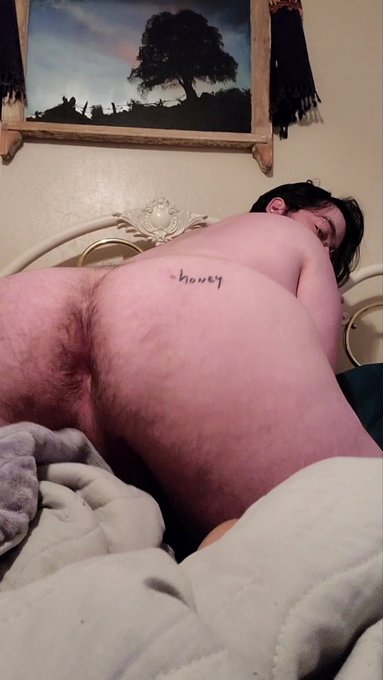 Drop your favorite nude down below?
Who else loves this hairy ass https://t.co/CZ9mXfRXoO