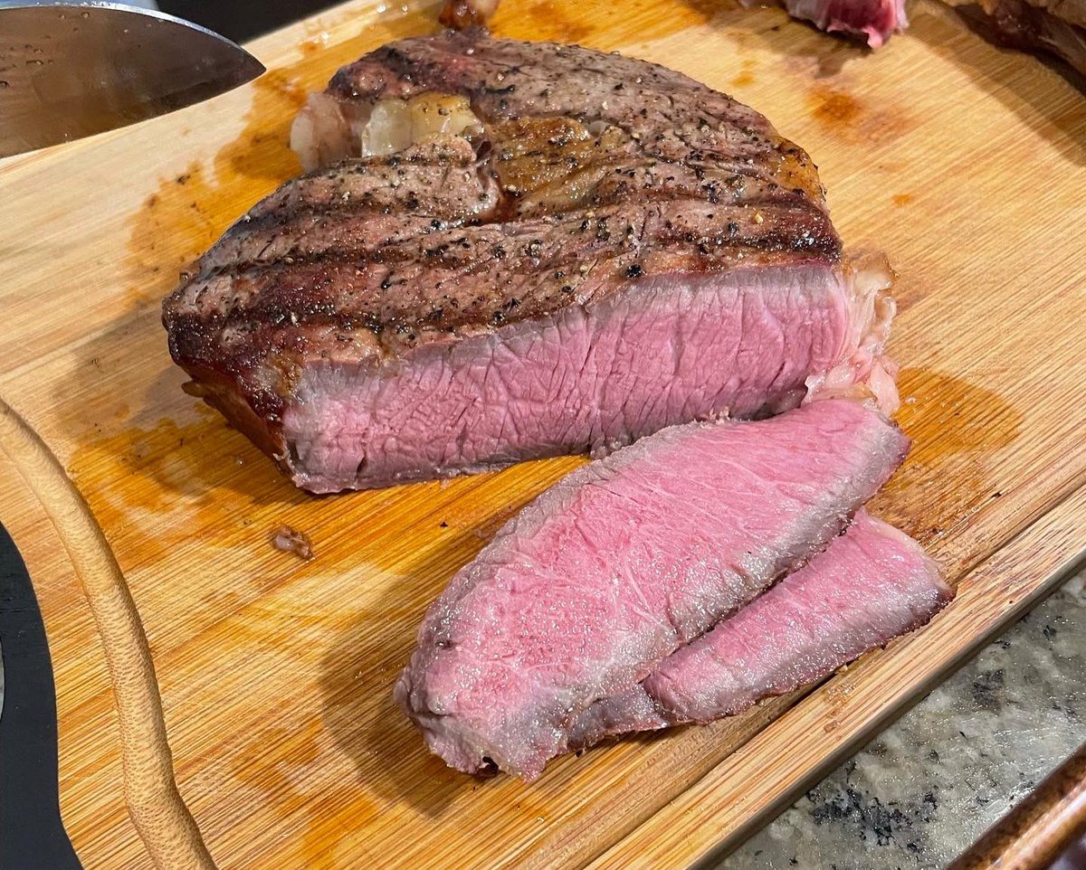 Quan Lee tweet media