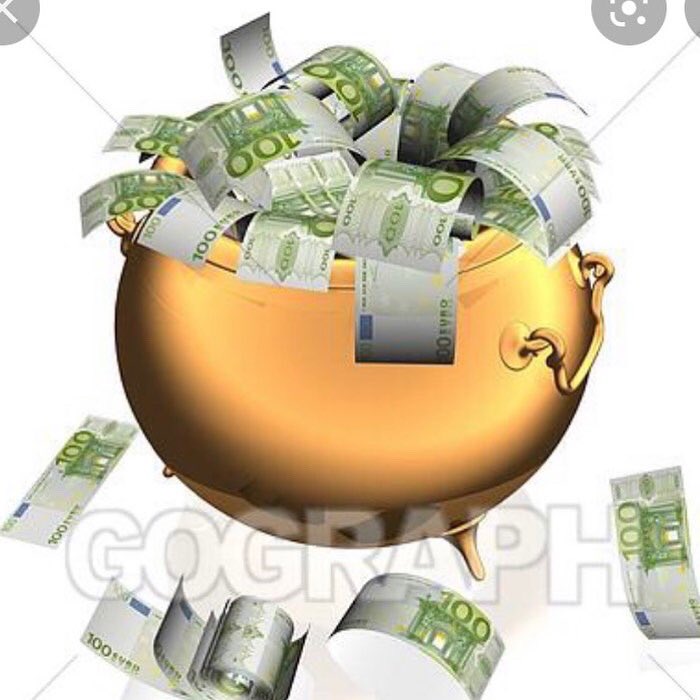 EMLYGAA's tweet photo. MONSTER SPLIT THE POT
Last call to purchase envelopes for Emly gaa clubs ‘monster split the pot’💰

Prize pot currently stands at over €3,000 🤑

Contact any committee member to enter.
Draw takes place after AGM Saturday evening https://t.co/v99lKmERcM