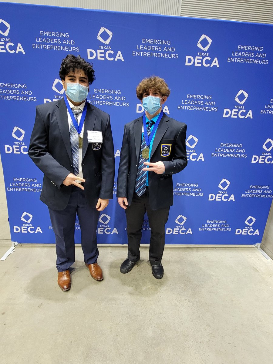 NimitzExchange's tweet photo. Going to State. Project Managers @NimitzDECA @txdeca11 https://t.co/le4ylem7wj