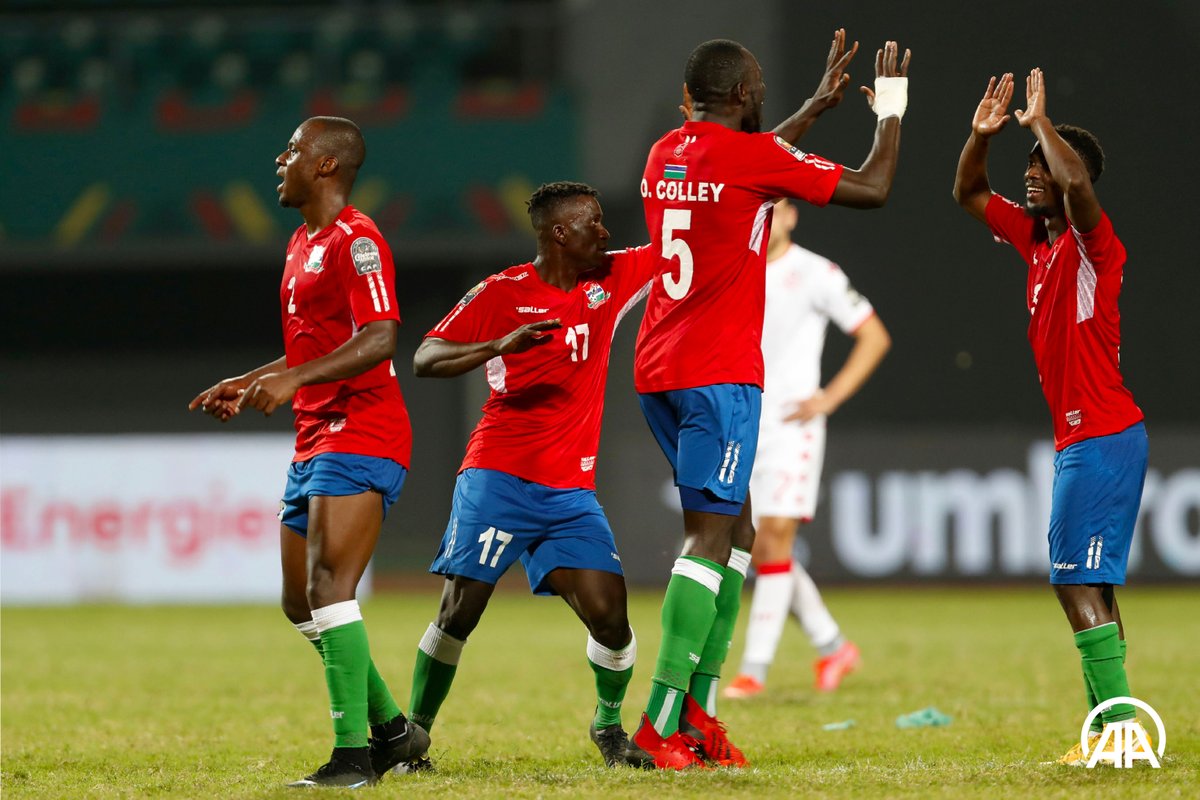 anadolufrancais's tweet photo. ⚽️#CAN2022 : La #Gambie🇬🇲 domine la #Tunisie🇹🇳 1-0
➡️La Gambie crée l'exploit en se qualifiant pour la première fois de son histoire en huitièmes de finale de la Coupe d'Afrique des nations, la Tunisie jouera le Nigeria
📸 Haykel #Hmima https://t.co/L71B1NIag7