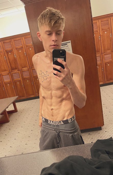 Hello there https://t.co/r0cfC6yIWV