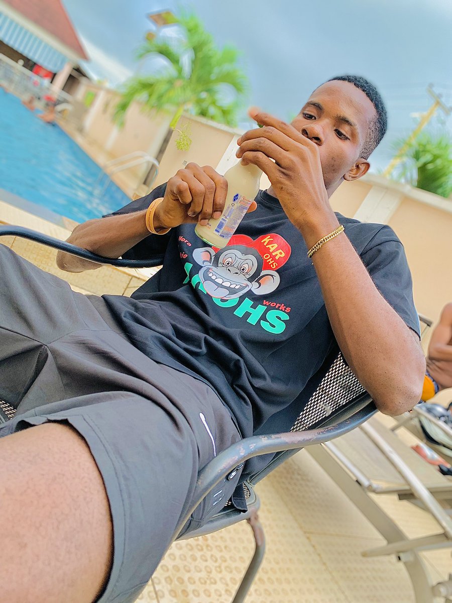 idavemartins's tweet photo. Everything of value must be earned @iam_YCee 🔋🙇🏻📌 https://t.co/uBqAN8M0T0