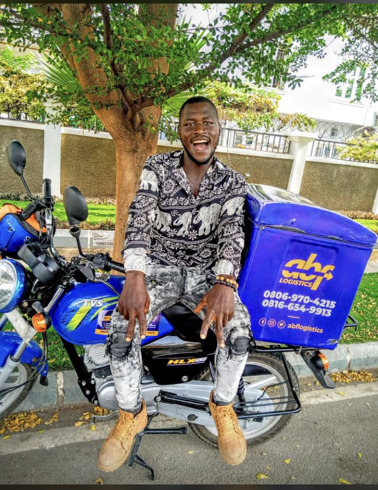 abflogistics1's tweet photo. We are here to serve you… Contact us for your quick and efficient delivery 🚚 📦 

From 

Monday - Saturday 
7am - 6pm https://t.co/iqqNkoohRu