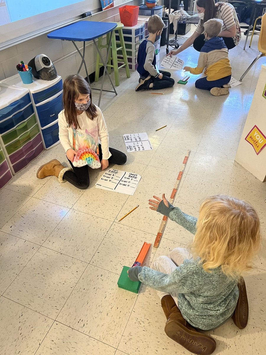 What’s your hypothesis? #force #science <a href="/Dunns2ndGrade/">Sarah Dunn</a> <a href="/MPE_Mustangs/">Mountain Park ES</a> <a href="/burgessmpe/">Angie Burgess</a>