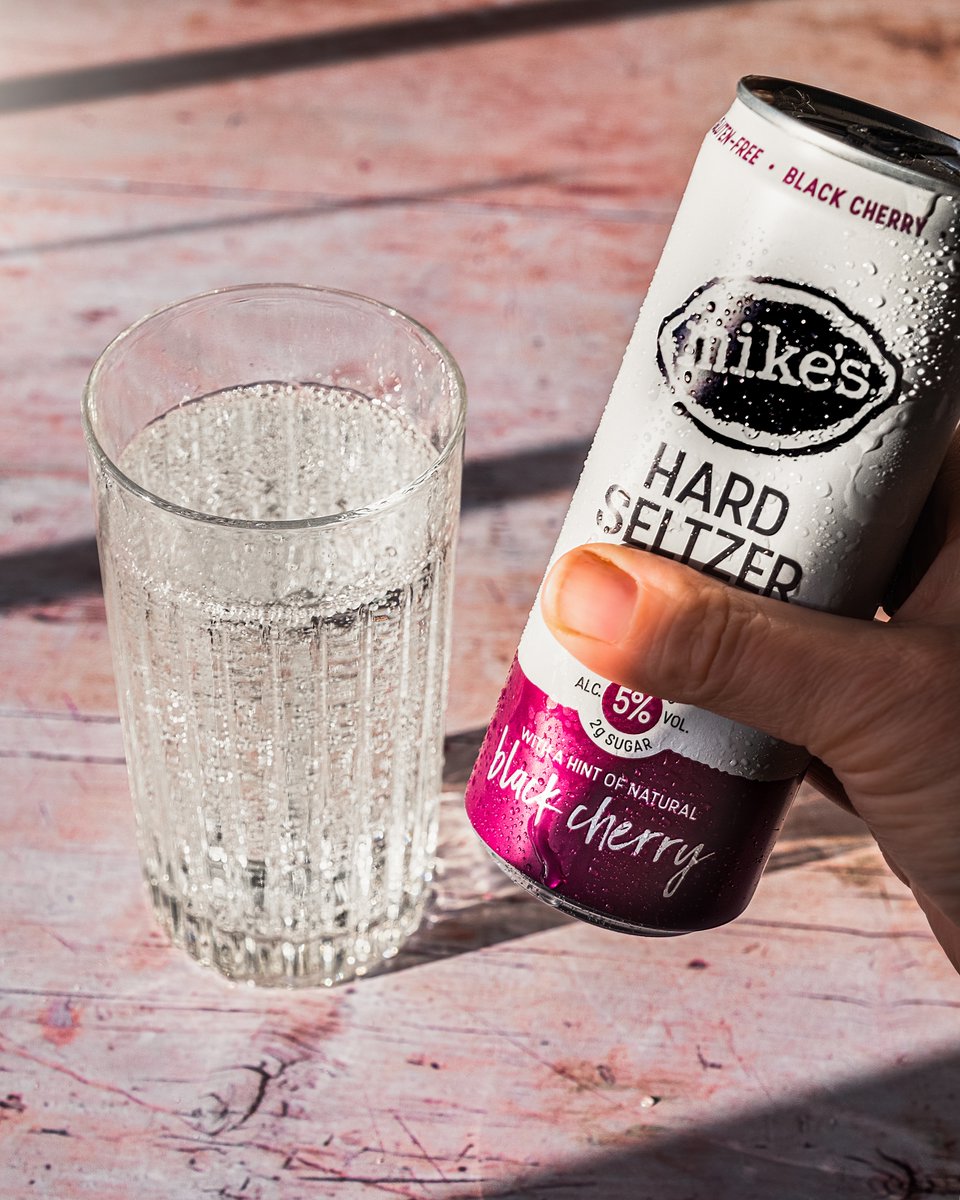 It's a Black Cherry kinda day for us! Who else? 🍒