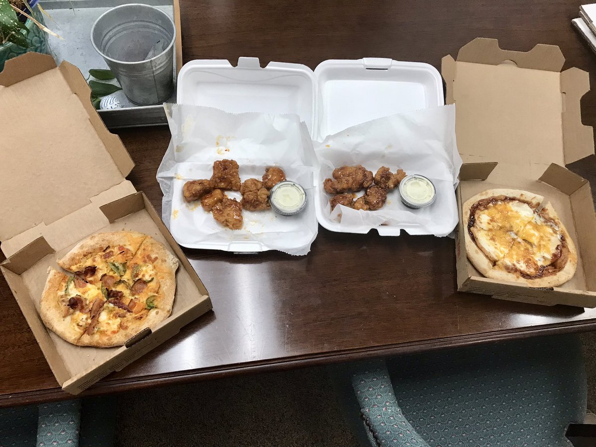 Awesome new food truck DoughBros Pizza is set up at Kimbrell’s until 6PM today! Go check ‘em out! 🍕🍗🥖